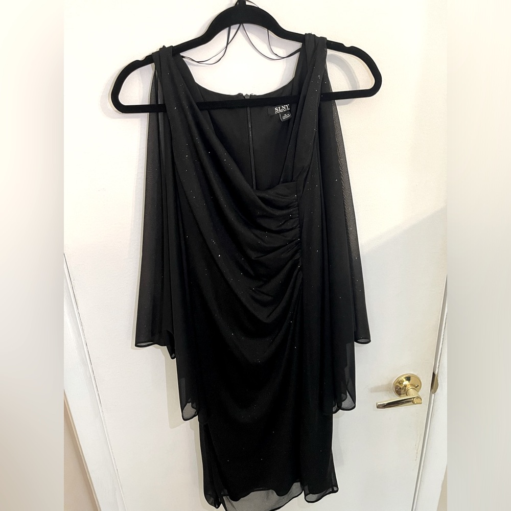 SLNY cocktail dress from 3 Sisters. New with Tags. Size 10. Beautiful dress.